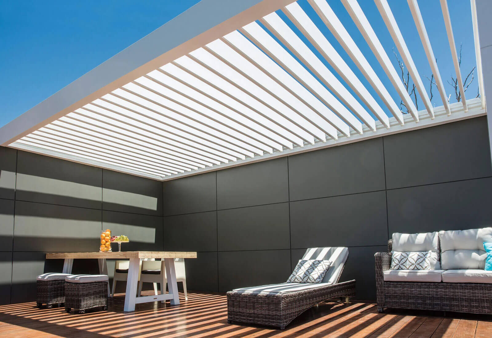 driven-by-excellence-and-built-on-experience outdoor decking and pergolas